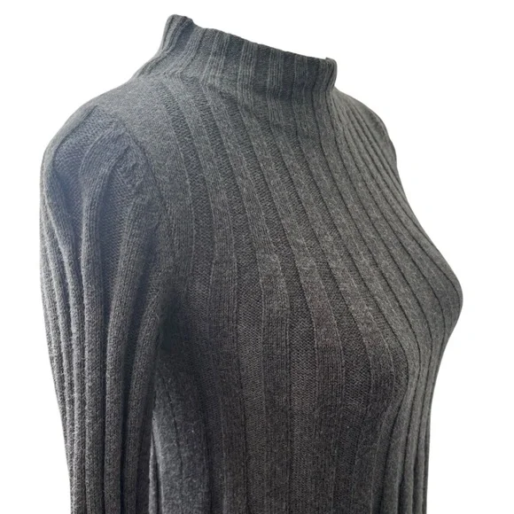 Rosie Neim Gray Ribbed Knit Women's Top Size XS (#2058) - Picture 2 of 6